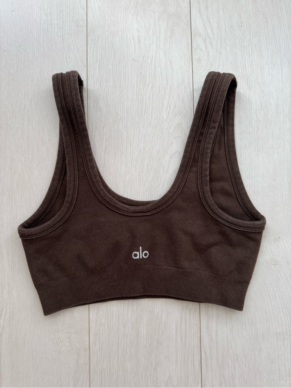 ALO Yoga Espresso Brown Seamless Scoop-Neck Active Top US S